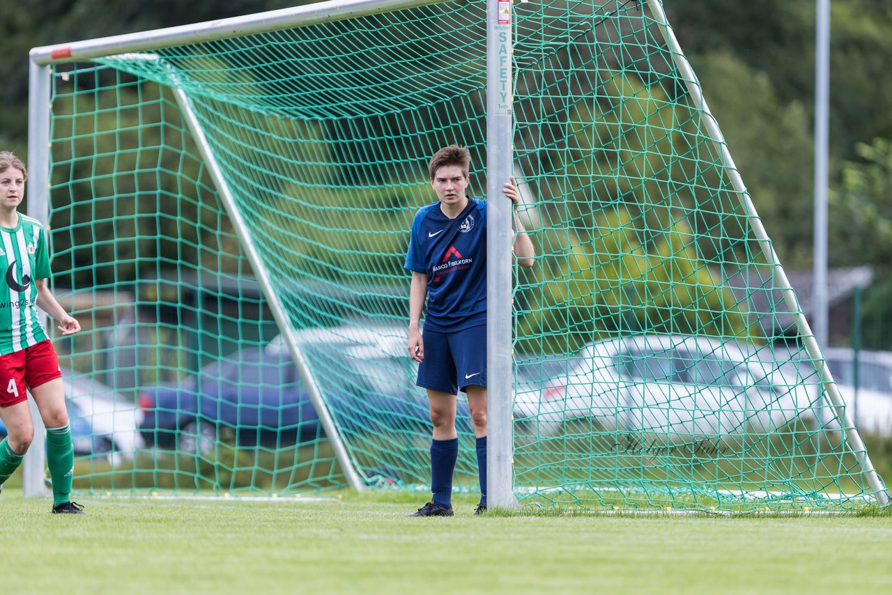 Bild 189 - F SV Boostedt - SV Fortuna St. Juergen : Ergebnis: 2:1